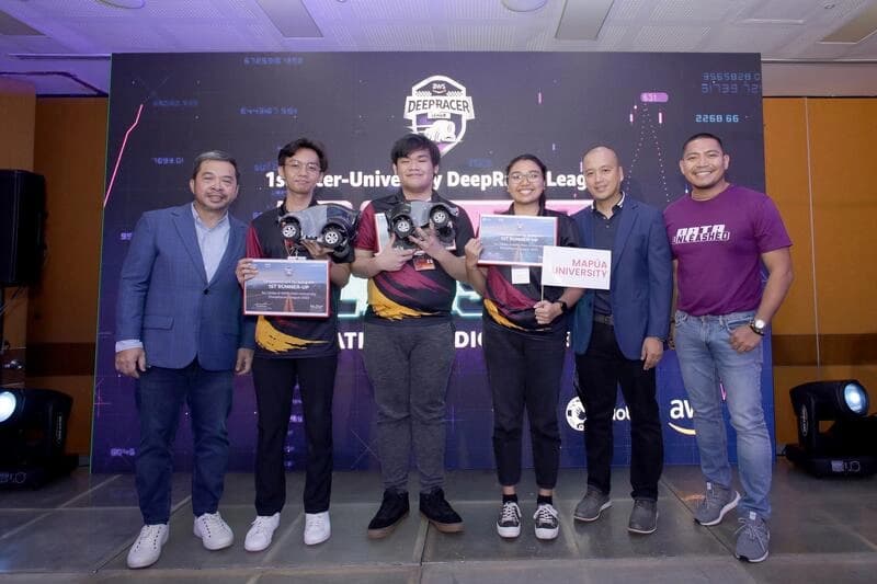 Globe & AWS Inter-University DeepRacer League